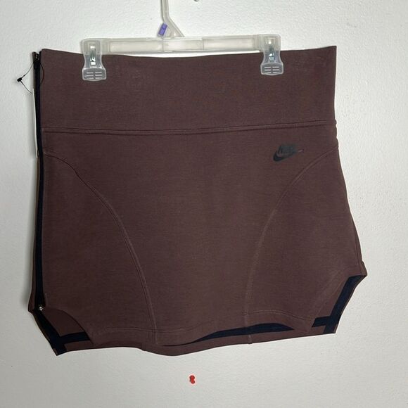 Nike Sportswear Tech Fleece High-Waisted Brown Mini Skirt - Picture 4 of 13